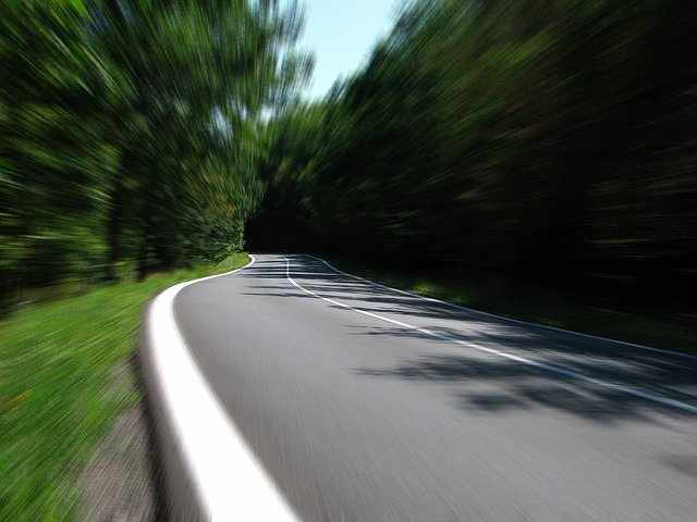 road-pixabay_640